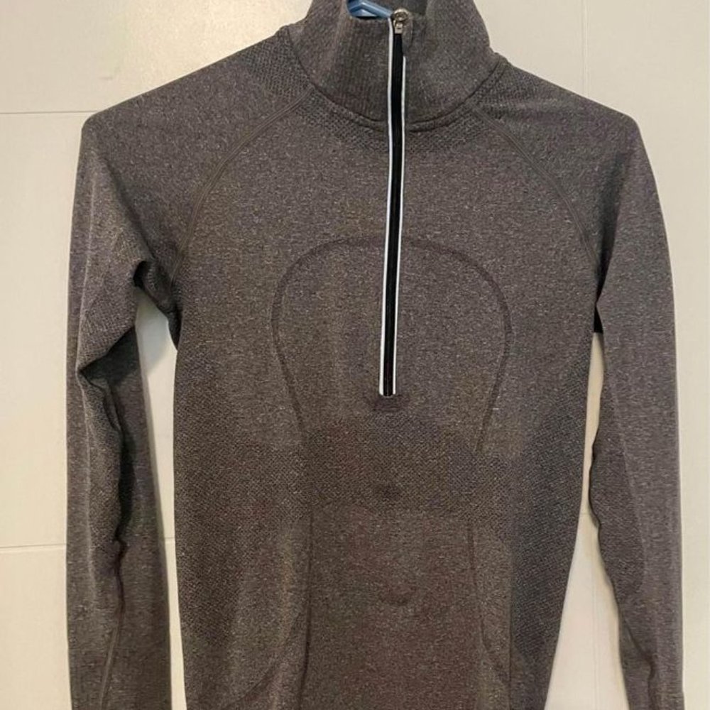 Lululemon 1/4 Zip Defined Long Sleeve